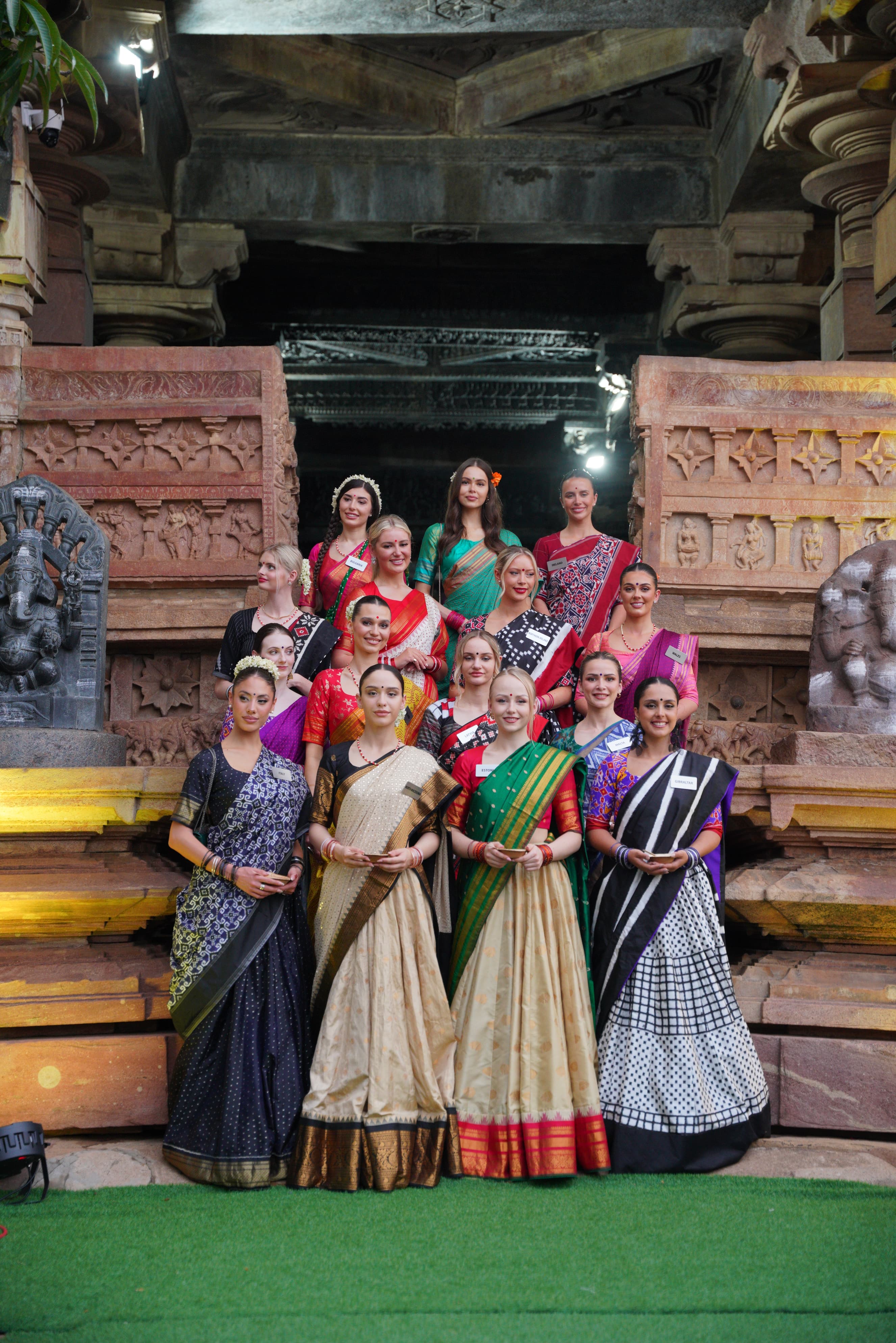 India,temple,participated 